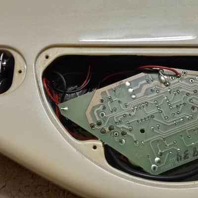 Peavey Bass G-Bass Holoflake White image 12