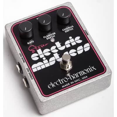 Electro Harmonix Stereo Electric Mistress - Effect for Guitars image 2