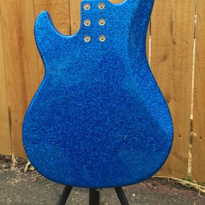 2020 G&L USA LB-100 || Blue Metal Flake ||  4-String Bass w/ Tolex Case image 8