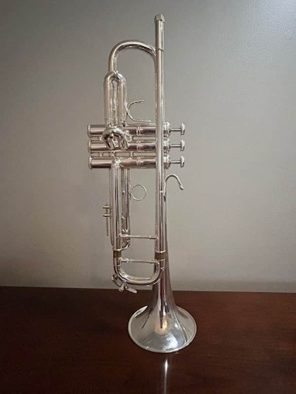 Bach LR180S37 Stradivarius Professional Model Bb Trumpet