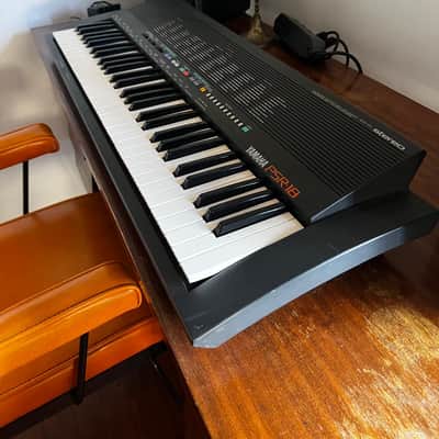 Yamaha PSR-18 1980 perfect