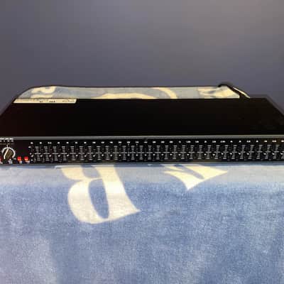 DBX 131 Single Channel 31-Band Graphic Equaliser image 1