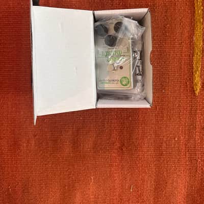 Electro-Harmonix / JHS Nano Lizard Queen Octave Fuzz 2023 - Present - Silver / Green image 4
