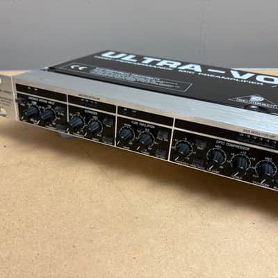 Behringer Ultra-Voice Pro VX2000 High-Performance Mic Preamp Voice Processor image 2
