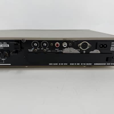 Akai AT - 506 FM AM Stereo Digital Quartz Synthesizer Tuner image 9