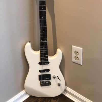 Charvel Charvette Model 200 Reverse Headstock 1990 White image 2
