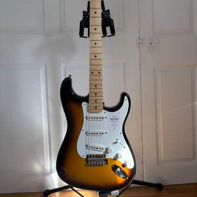 ~ NEW ~ Fender Made In Japan Traditional 50's Stratocaster - 2-Color Sunburst image 2