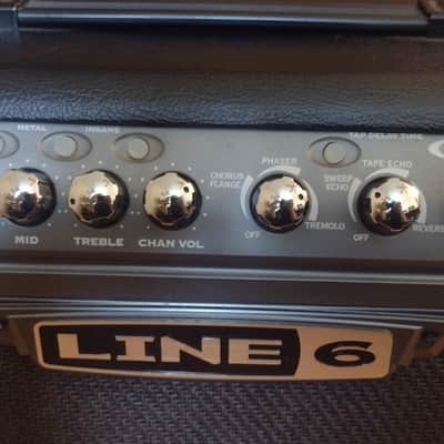Line 6 Spider III 15-Watt 1x8" Digital Modeling Guitar Practice Amp 2006/2009 - Black image 2