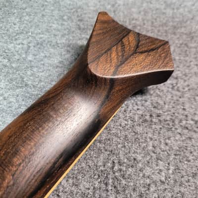 Barlow Guitars Osprey Hybrid Headless 2021 Hybrid Burl/Zirocote/Pale Moon Ebony image 7