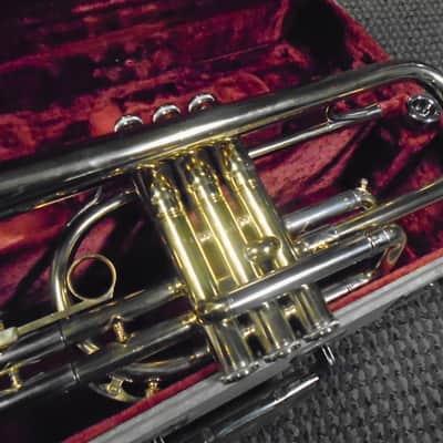 1950's King Super 20 Cornet - W/Case & Mouthpiece - Beautiful! image 5