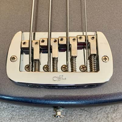 G&L LB 100 2017 Graphite Metallic image 5