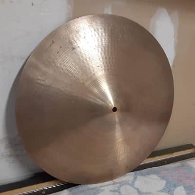 Zildjian  18" Avedis Crash Made In Canada  Traditional image 2