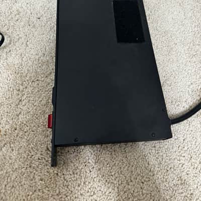 Furman M-8 power conditioner image 1