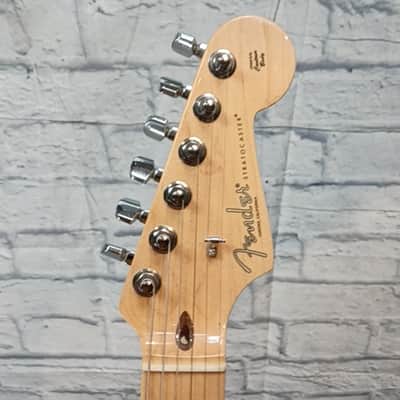 Fender 2019 American Professional Stratocaster Maple Fingerboard - Natural w/ Hard Case image 2
