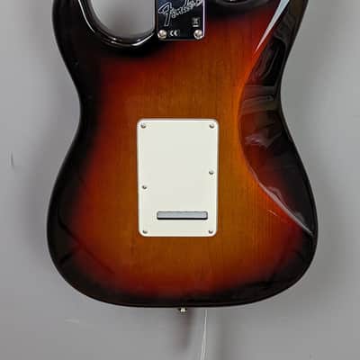 Fender American Performer Stratocaster HSS 2023 3-Tone Sunburst image 10