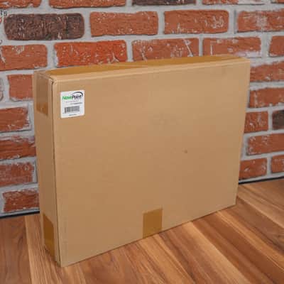 Navepoint 350mm 4-Post 1U Vented Rack Sliding Shelf Black image 7