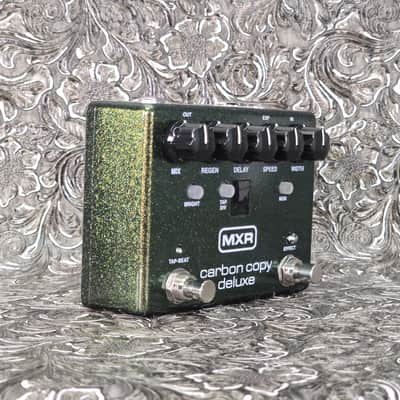 MXR M292 Carbon Copy Deluxe Analog Delay Pedal image 3