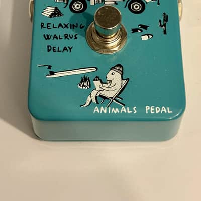 Animals Pedal Relaxing Walrus Delay V1 image 2
