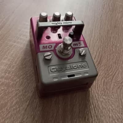 Guyatone MOm5 Micro Octaver 2010s - Pink image 4