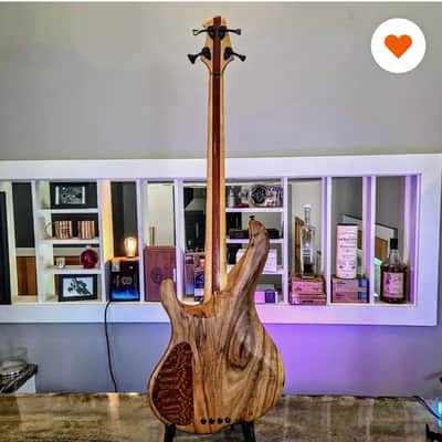 Muckelroy Custom lined fretless Bass image 5
