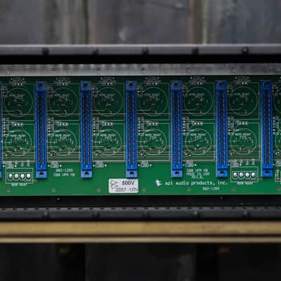 API 500VPR 10-Slot 500 Series Rack with L200 PSU 2010s - Present - Black image 2