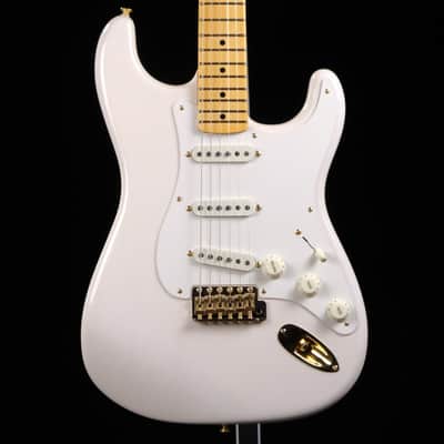 Used Fender Custom Shop Vintage Custom '57 Stratocaster Electric Guitar - Aged White Blonde