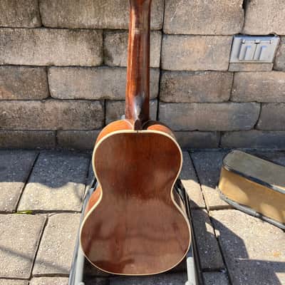 Vintage 1930’s Regal Wendell Hall Concert Ukulele Regal image 8