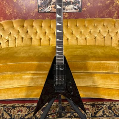 Jackson King V JS32 - Gloss Black image 1