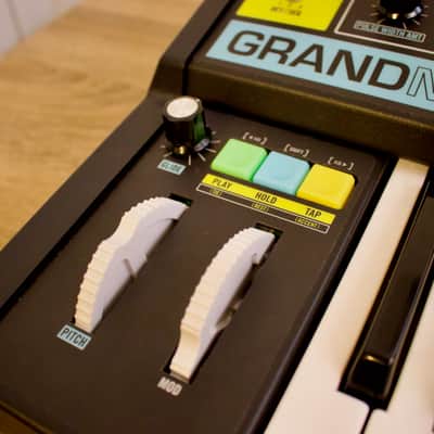 Moog Grandmother 32-Key Semi-Modular Analog Synthesizer 2018 - Present - Black / Multi-Colored Panel image 4