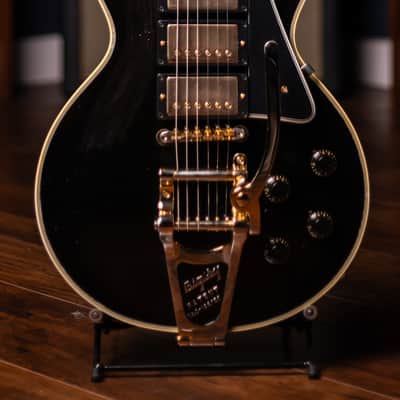 Gibson Custom Shop Murphy Lab 1957 Les Paul Custom Reissue 3-Pickup Bigsby Light Aged Electric Guitar 2023 - Ebony image 2