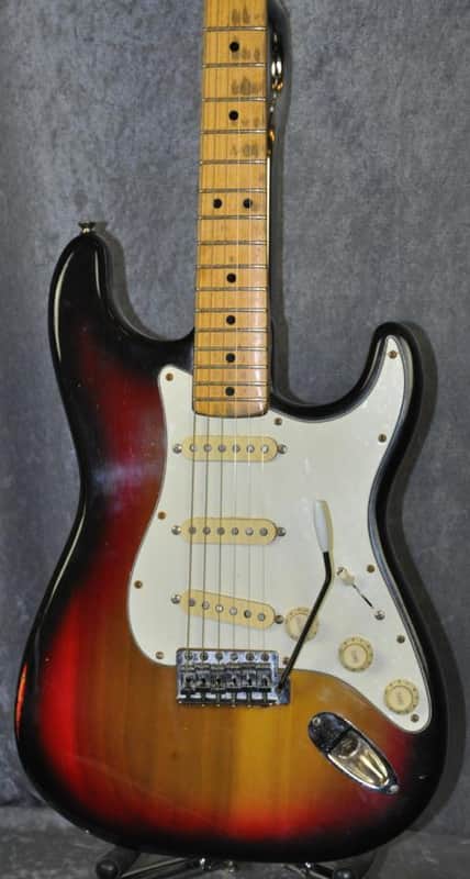 Fender Stratocaster. POPLAR body. Only 3,6 kg. 1971. 3 Tone Sunburst image 1