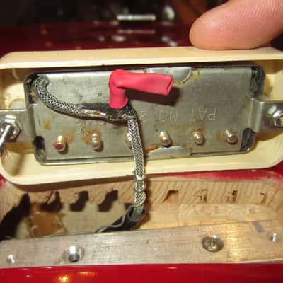 1998 Gibson ES-135 Semi-Hollowbody w/ '70s Mini Humbuckers Red w/ Original Case image 9