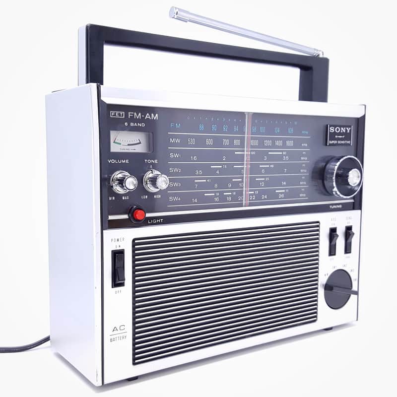 SONY TFM-1600 6-Band Shortband Vintage Radio + AM Antenna, Working