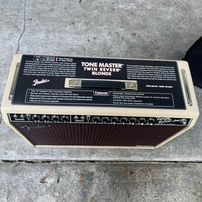 Fender Tone Master Twin Reverb 2-Channel 85-Watt 2x12" Digital Guitar Combo 2020 - Present - Blonde image 5