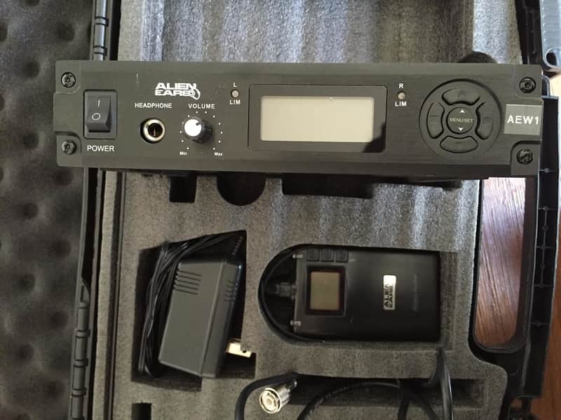 Alien Ears AEW-12 Wireless In-Ear Monitor (w/ Pack & Case) image 1