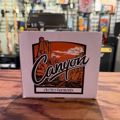 Electro-Harmonix Canyon 2017 - Present - White image 3