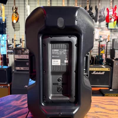 Yamaha CBR12 12" 2-way Passive Speaker 2014 - Present - Black image 2