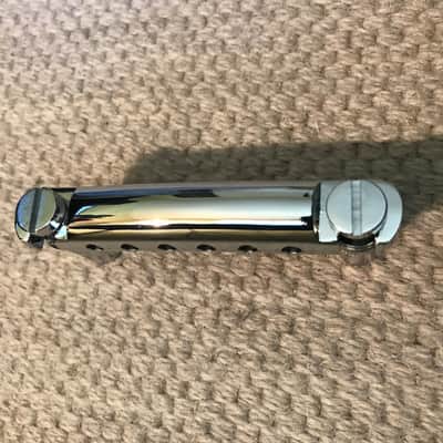Graph Tech Resomax NV Bridge (4mm) & Tailpiece (M8) - Chrome image 10