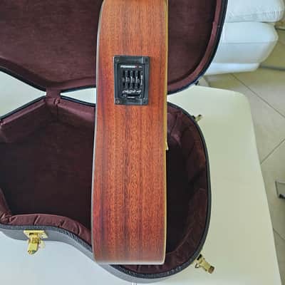 Martin DCX1E Sitka Spruce/HPL Dreadnought with Cutaway 2010s - Natural image 4