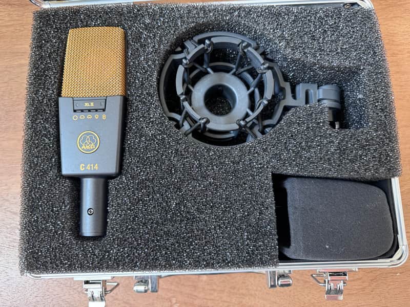 AKG C414 XLII Large Diaphragm Multipattern Condenser Microphone 2010s - Black image 1
