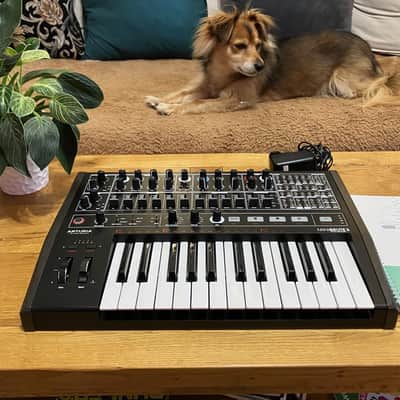 Arturia MiniBrute 2 - Noir Edition - **Excellent Condition** Original Packaging