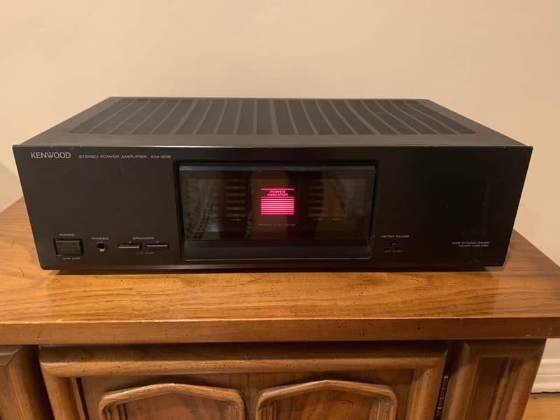 Kenwood KM-209 Stereo Power Amplifier 150 Watts Per Channel 8 OHMS