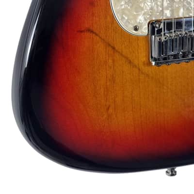 2000 Fender Custom Shop Classic Stratocaster 3-Tone Sunburst Birdseye Maple Neck image 10