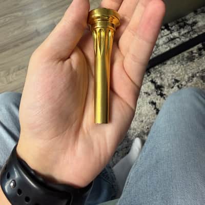 Lotus 3L - Gold image 2