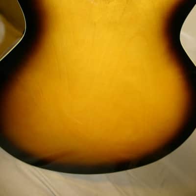 Epiphone limited edition Casino with Bigsby Sunburst image 4