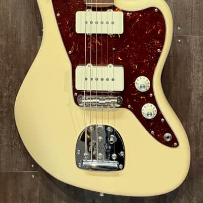 2016 Fender American Professional Jazzmaster Olympic White w/ Original Case in Very Good Condition! image 1