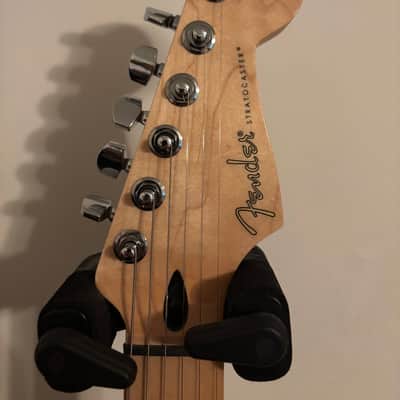 Fender Limited edition Player Stratocaster 2021 - Ferrari Yellow image 4