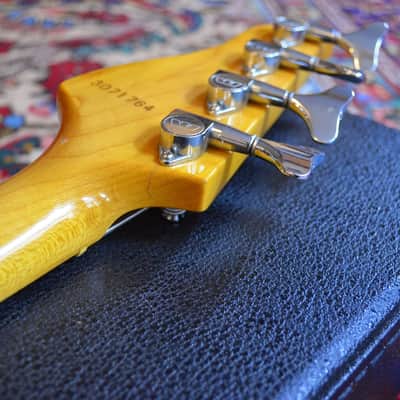 Westone  Concord 2 II Bass guitar w original case PJ 1983 Red image 6