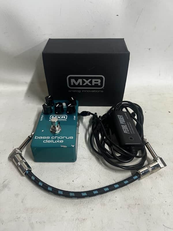 MXR M83 Bass Chorus Deluxe