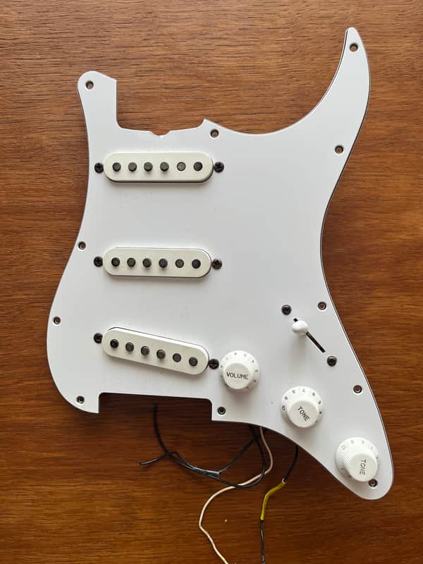 Fender American standard Stratocaster pickup 2003 image 1